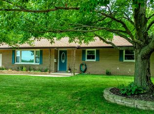 421 W Washington St, Tremont, IL