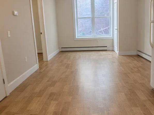 12 S Hamilton St APT 1, Poughkeepsie, NY 12601