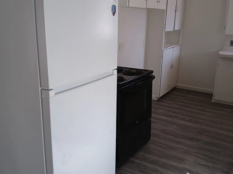 534 E Elm St #534 — Photo 2