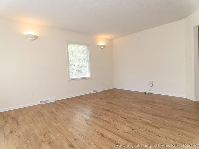 6114 Deerwood Pl — Photo 2