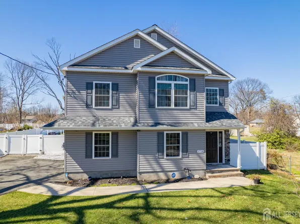 1718 W 4th St, Piscataway, NJ 08854