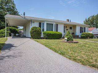 85 Deer St, Somerset, MA 02726