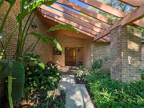 3rd image of 469 Cardinal Oaks Ct