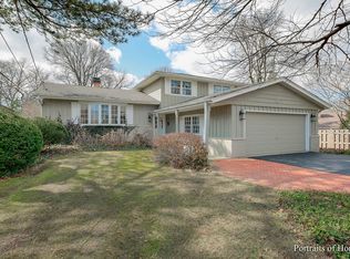 126 Sunset Ave, Glen Ellyn, IL 60137
