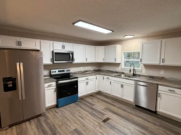 5354 Fox Hound Ln, Baker, FL 32531