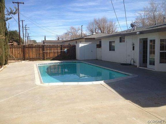 5th image of 1213 W Avenue J11