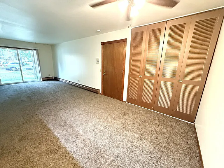 2404 Independence Ln #104R — Photo 7