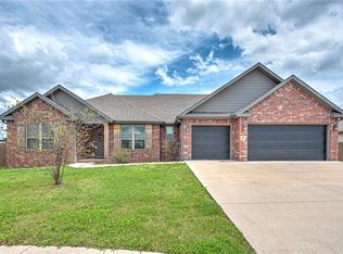 1140 Durante St, Springdale, AR 72762