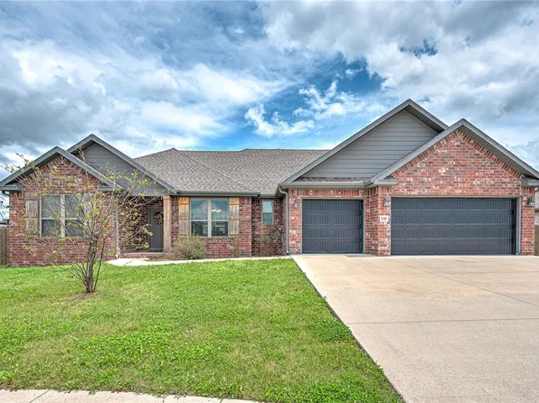 1140 Durante St, Springdale, AR 72762