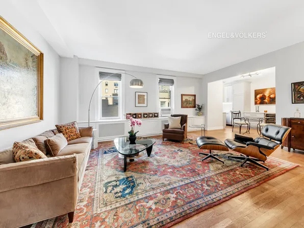 12 East 87th Street image 2 of 12