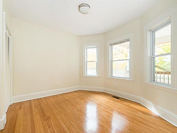 4th image of 300 Alewife Brook Pkwy #1