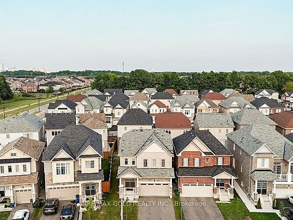 2nd image of 8005 Odell Ct