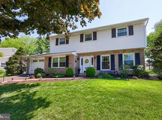 2143 Brockton Rd, Lancaster, PA 17601