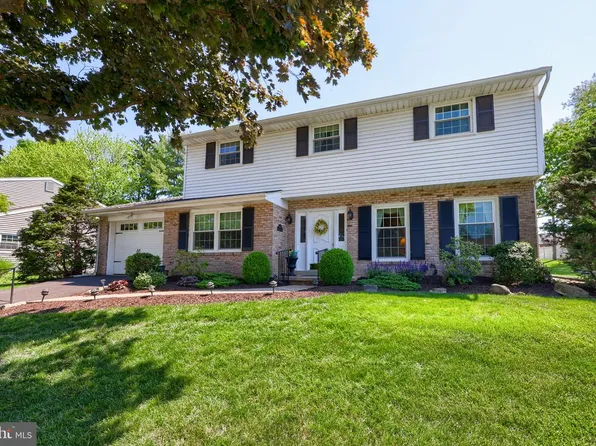 2143 Brockton Rd, Lancaster, PA 17601