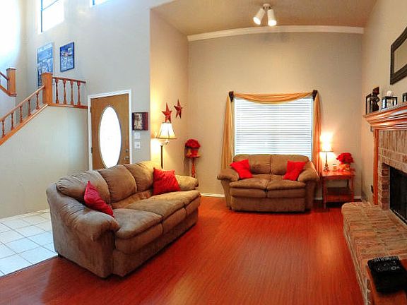 3rd image of 5233 Mill Wood Dr