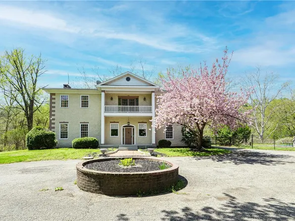 1 Harmony Ter, Phillipsburg, NJ 08865