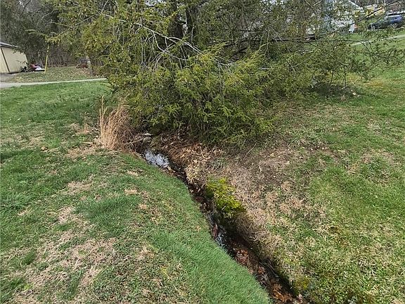 5th image of 3542 Morgantown Rd