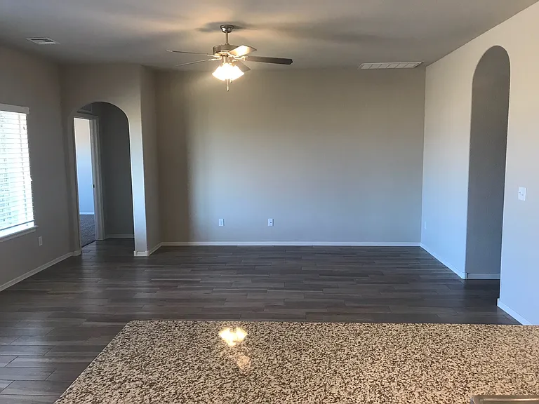 14431 S Jamestown Ave — Photo 7