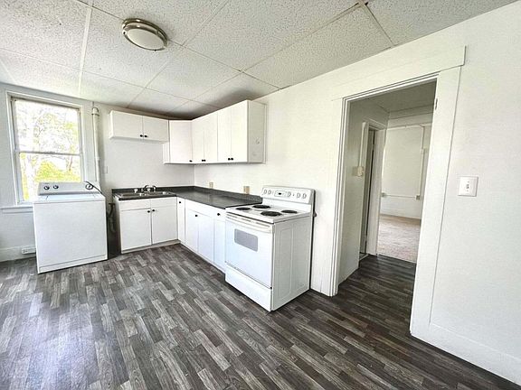 5th image of 37 Highland Ave #1