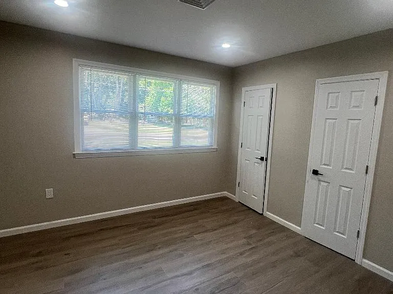 33 Harding St — Photo 14