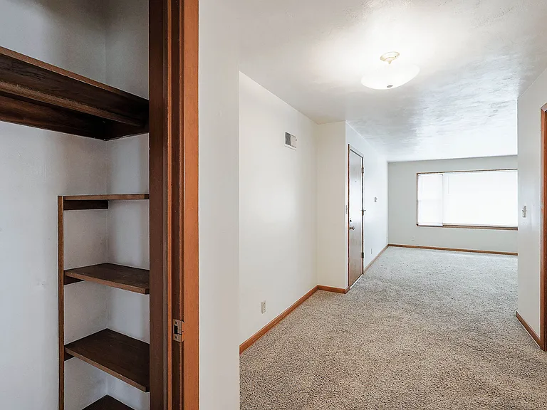 1731 E St #8 — Photo 9