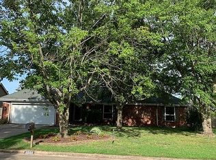 2503 Fort Davis Dr, Muskogee, OK 74403