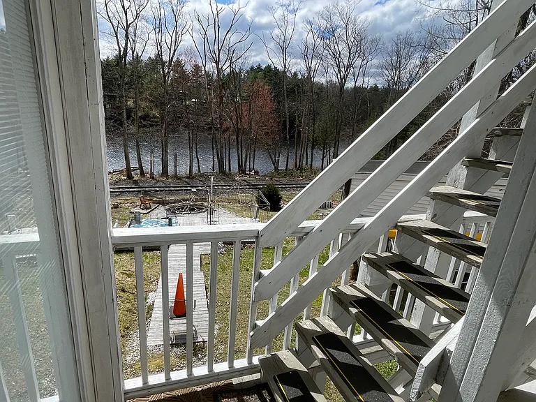 River St — Photo 5