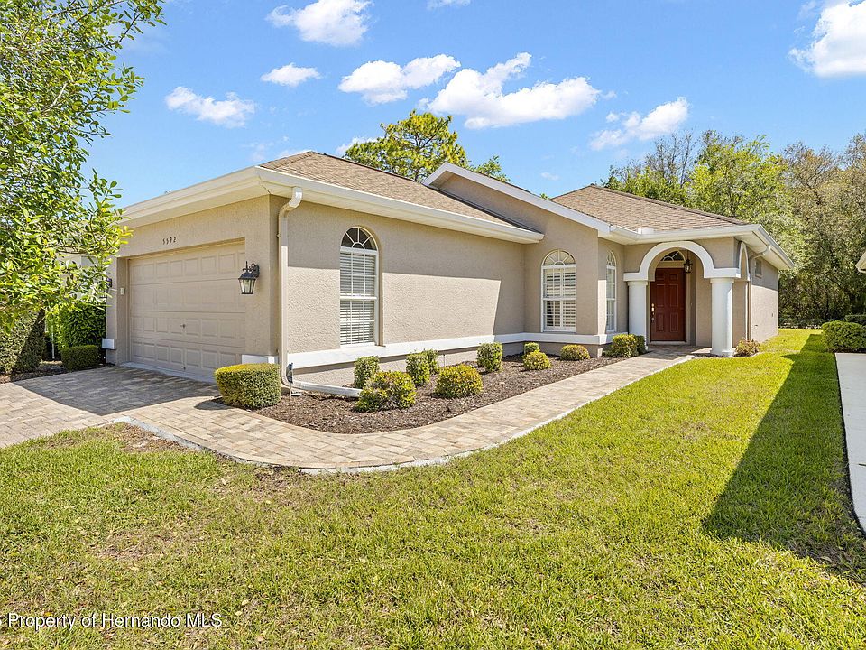 5592 Legend Hills Ln, Spring Hill, FL 34609 | MLS #2258588 | Zillow