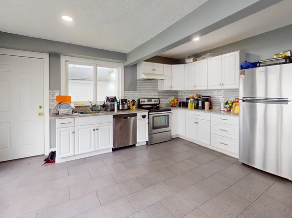 101 Bradford St, Everett, MA 02149