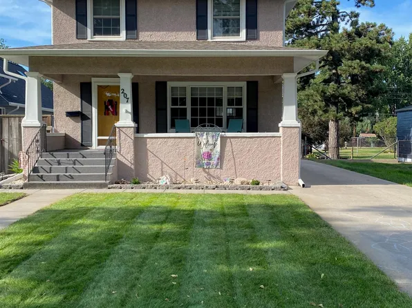 207 E 7th St, Hastings, NE 68901
