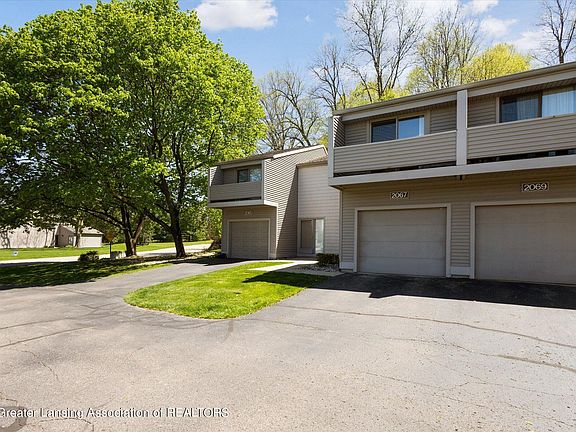 4th image of 2067 Fox Hollow Dr