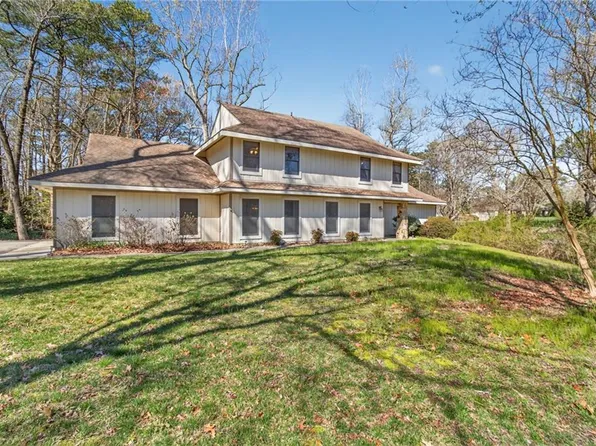 1217 Misty Hollow Way, Virginia Beach, VA 23454