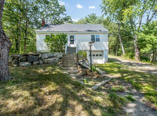 33 Norton Rd, Kittery, ME 03904
