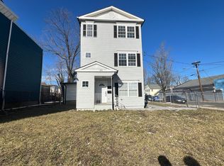 95 Park St FLOOR 2, Orange, NJ 07050