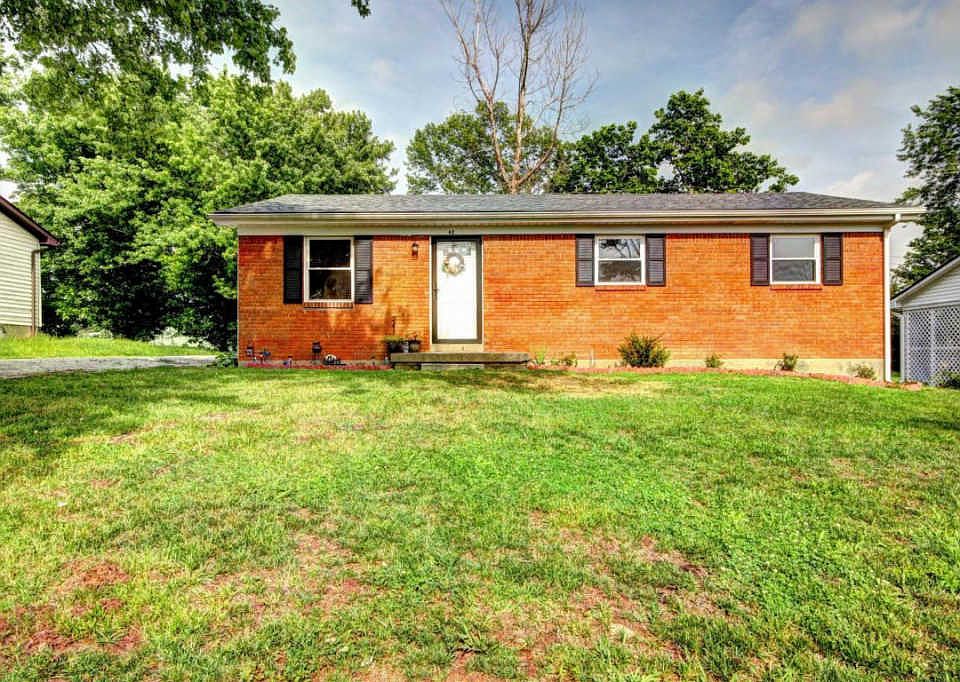 1st image of 42 Zelcova Dr