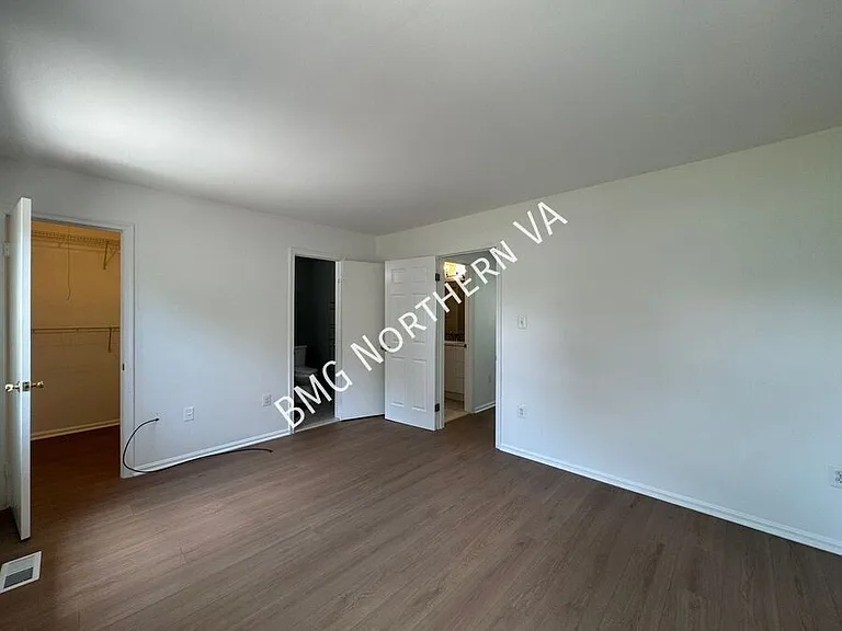 8763 Bretton Woods Dr — Photo 23