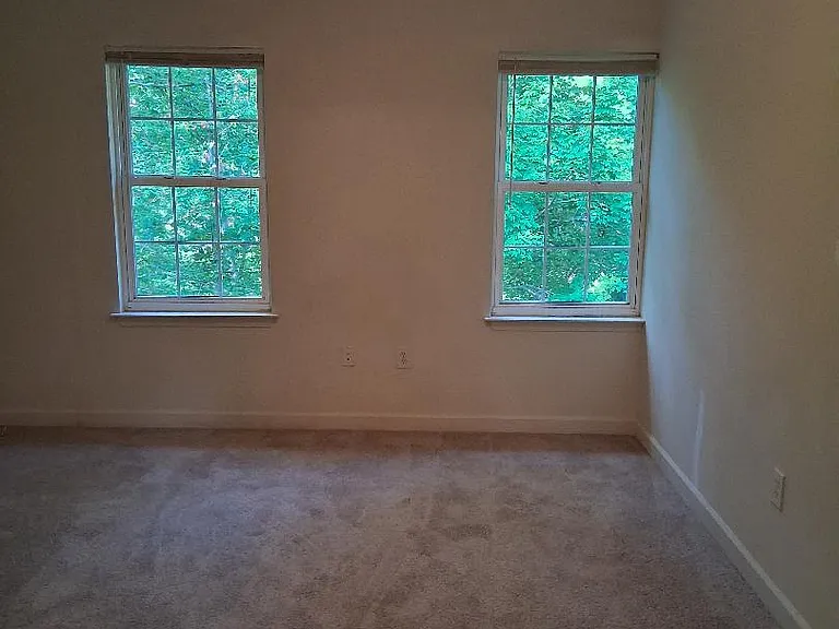 12904 Arsenal Ct — Photo 20
