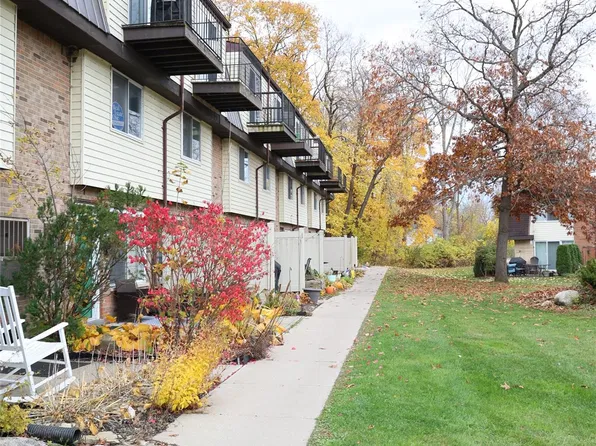 864 N Main St, Milford, MI 48381
