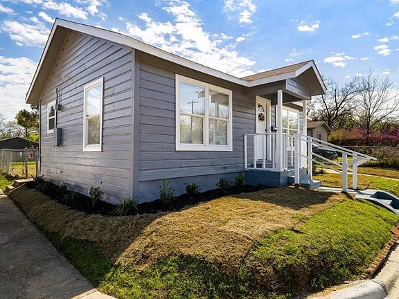 2nd image of 3626 Elsie Faye Heggins St