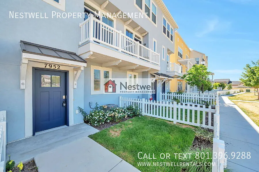 Beautiful 2-bed townhome in West Jordan — Photo 3