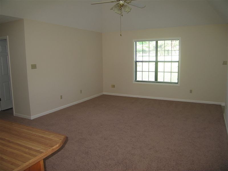 2nd image of 4051 Meade Lake Rd