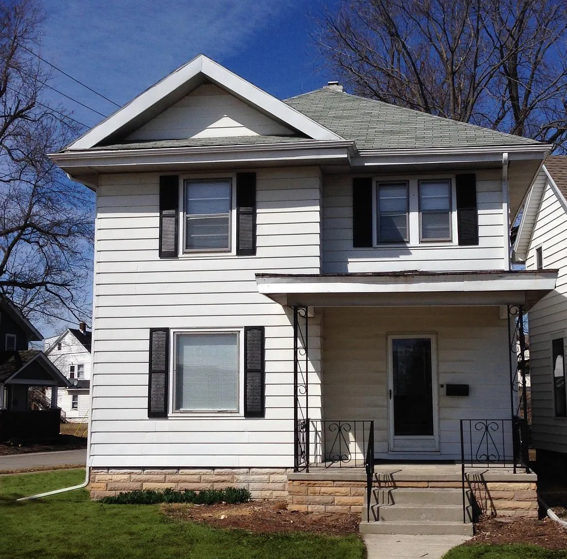 901 Crescent Avenue — Photo 2