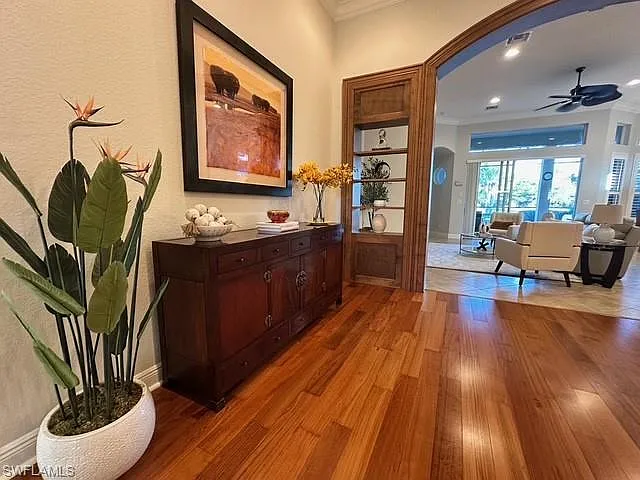 3 bed, 2.0 bath, 1876 sqft, $5,000 — Photo 4