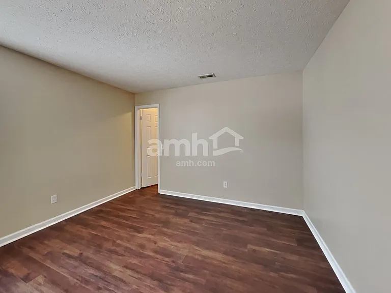 18834 Planer Dr — Photo 17