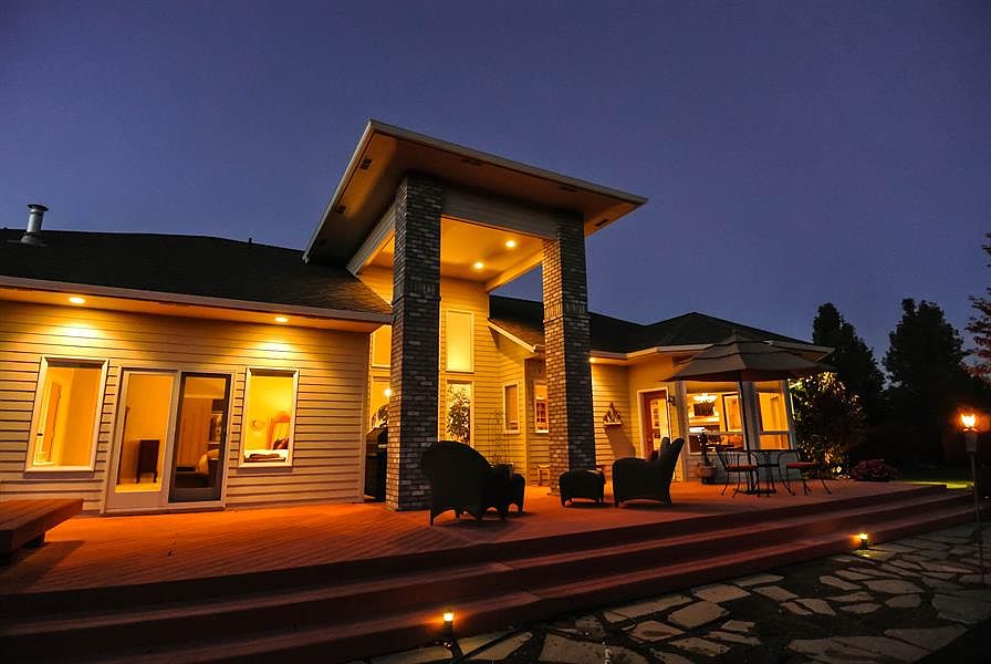 2nd image of 62784 Fruitdale Ln