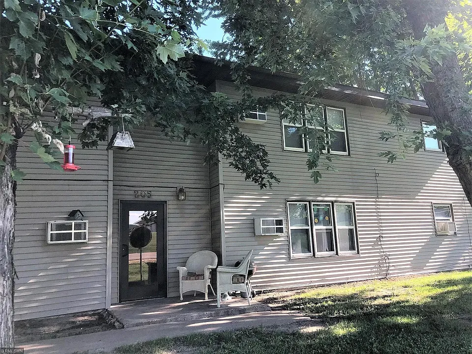 205 W Graham St #4