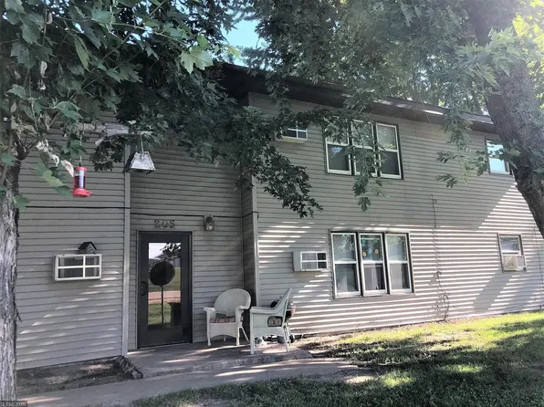 205 W Graham St APT 4, Roberts, WI 54023