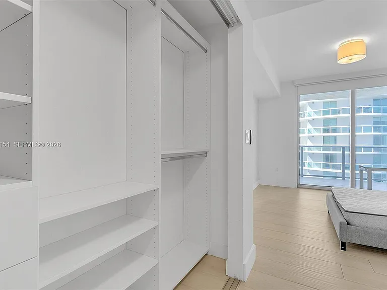 488 NE 18th St #2315 — Photo 23