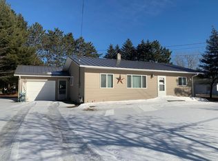 1546 Moreau St, Fairview, MI 48621