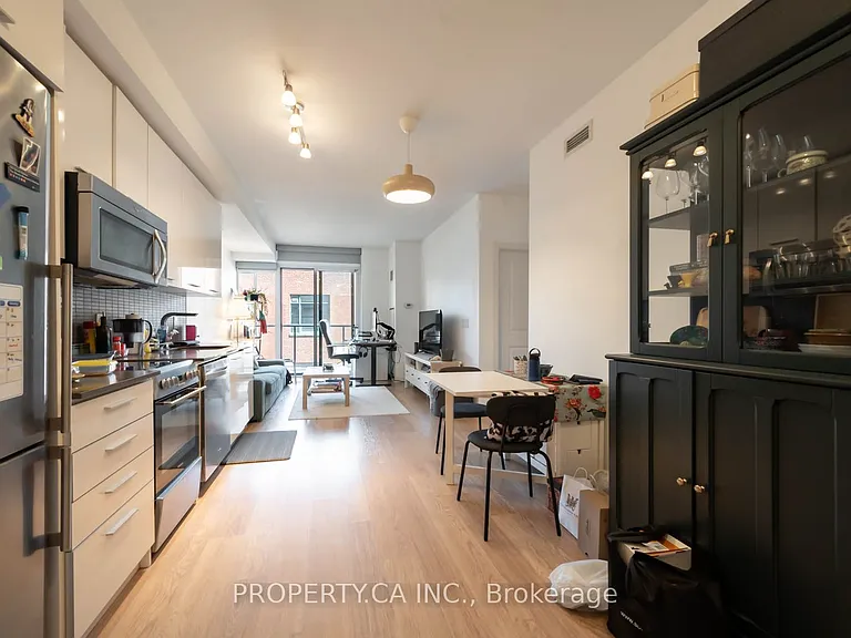 105 George St #303 — Photo 16